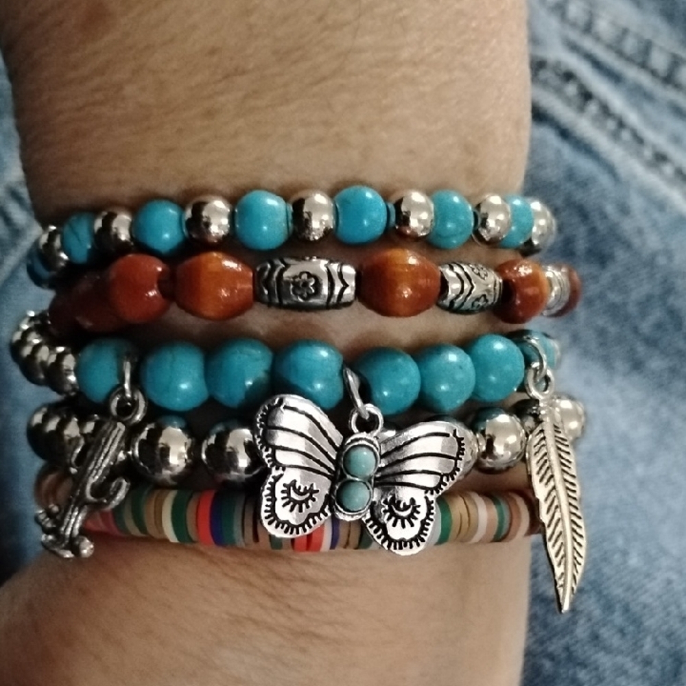 Chic Turquoise and Silver Charm Bracelet Set - Picture 4 of 5
